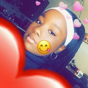 Meet your Posher, Tyesha